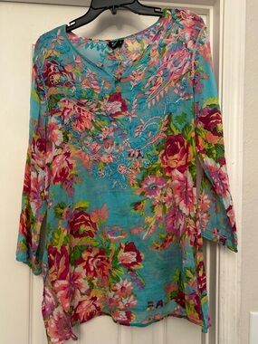 Simi  Floral Embroidered Cotton Blouse - Teal & Pink